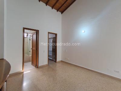 Apartamento de 3 alcobas en arriendo en Conquistadores, Medellín, 175 m² · foto 11 de 20