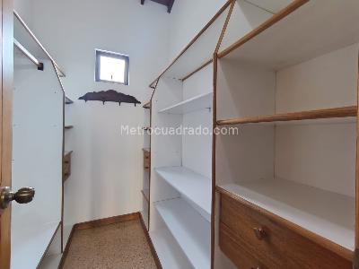 Apartamento de 3 alcobas en arriendo en Conquistadores, Medellín, 175 m² · foto 13 de 20