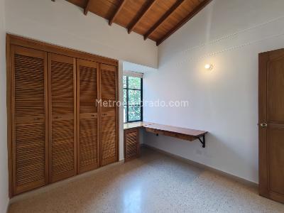 Apartamento de 3 alcobas en arriendo en Conquistadores, Medellín, 175 m² · foto 16 de 20