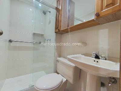 Apartamento de 3 alcobas en arriendo en Conquistadores, Medellín, 175 m² · foto 18 de 20