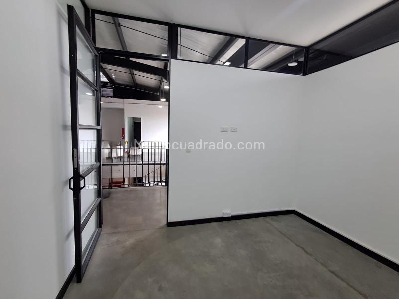 Oficina en Arriendo, Barro Blanco Rio Negro, Rionegro - Vista 2