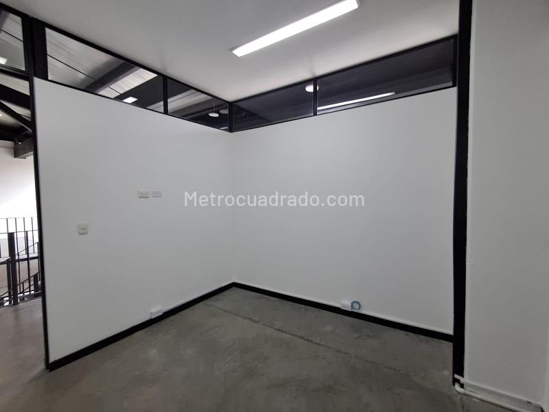 Oficina en Arriendo, Barro Blanco Rio Negro, Rionegro - Vista 3