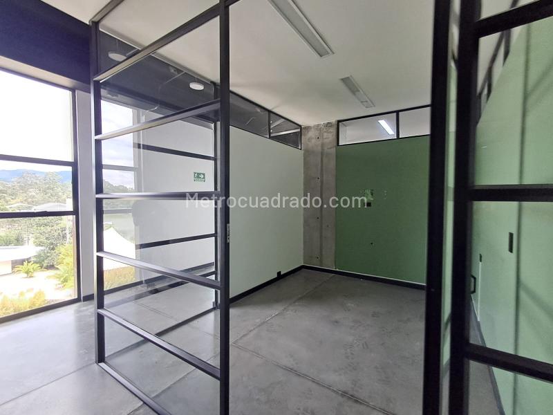 Oficina en Arriendo, Barro Blanco Rio Negro, Rionegro - Vista 3