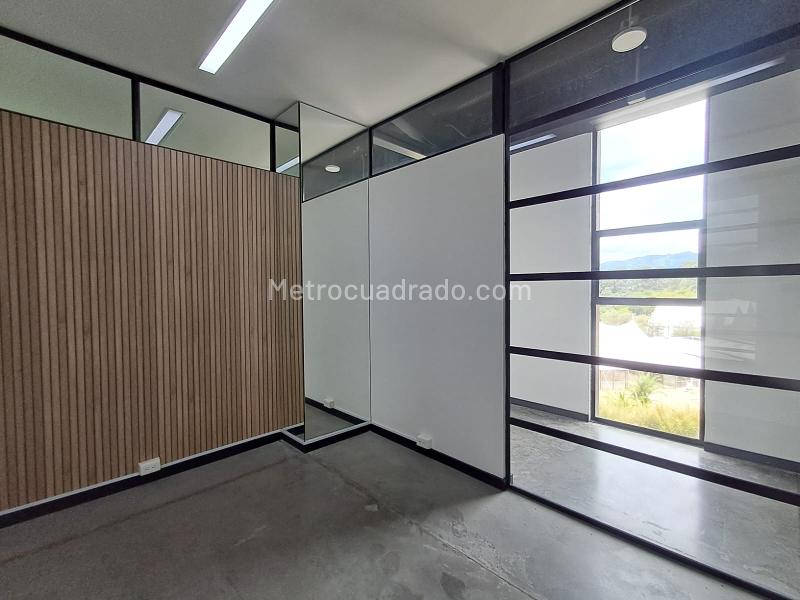 Oficina en Arriendo, Barro Blanco Rio Negro, Rionegro - Vista 3