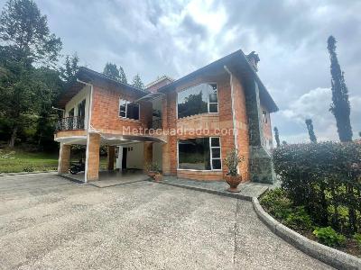Casa en Arriendo, Loma Del Escobero Envigado, Envigado