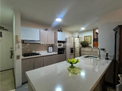 Apartamento en venta en El Campestre, Medellín · foto 3 de 10