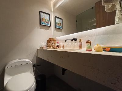 Apartamento de 2 alcobas en arriendo en Las Lomas, Medellín, 157 m² · foto 14 de 15