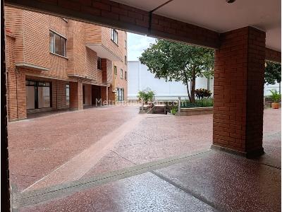 Apartamento en venta en Laureles, Medellín · foto 7 de 20