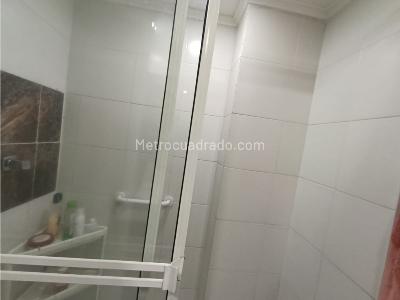 Apartamento en venta en Laureles, Medellín · foto 8 de 20