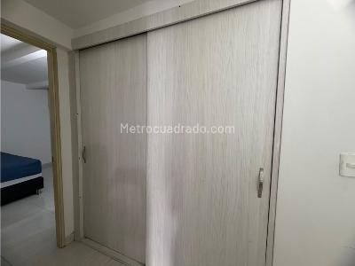 Apartamento de 3 alcobas en venta en San Jose, Sabaneta, 58 m² · foto 13 de 20