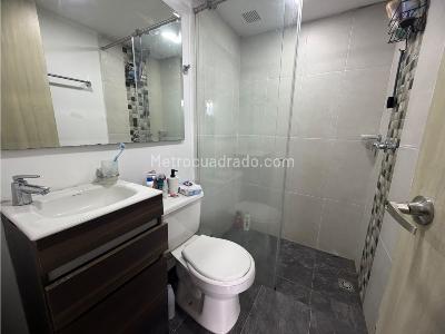 Apartamento de 3 alcobas en venta en San Jose, Sabaneta, 58 m² · foto 15 de 20