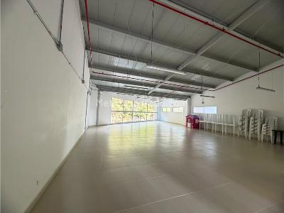 Apartamento de 3 alcobas en venta en San Jose, Sabaneta, 58 m² · foto 18 de 20
