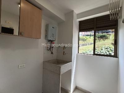 Apartamento de 2 alcobas en arriendo en Aves Maria, Sabaneta, 59 m² · foto 6 de 16