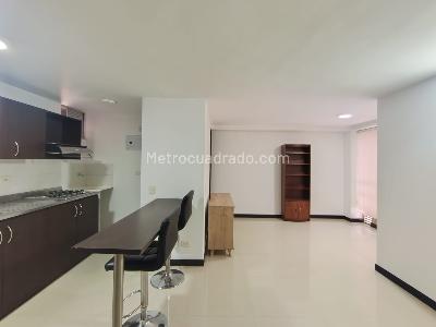 Apartamento de 1 alcoba en arriendo en El Nogal Los Almendros, Medellín, 40 m² · foto 3 de 10
