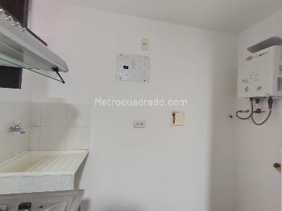 Apartamento de 1 alcoba en arriendo en El Nogal Los Almendros, Medellín, 40 m² · foto 6 de 10
