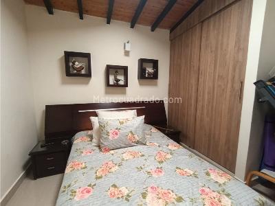 Casa de 4 alcobas en venta en Santa Teresita, Medellín, 181 m² · foto 8 de 12