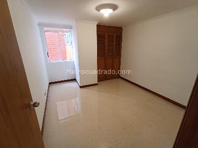 Apartamento de 3 alcobas en arriendo en Laureles Medellin, Medellín, 180 m² · foto 16 de 20