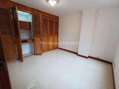 Apartamento de 3 alcobas en arriendo en Laureles Medellin, Medellín, 180 m² · foto 19 de 20