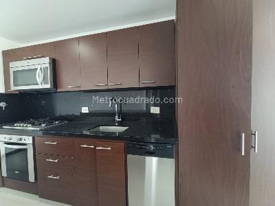 Apartamento de 3 alcobas en arriendo en Cumbres, Envigado, 95 m² · foto 9 de 20