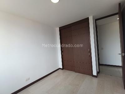 Apartamento de 3 alcobas en arriendo en Cumbres, Envigado, 95 m² · foto 16 de 20
