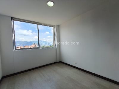 Apartamento de 3 alcobas en arriendo en Cumbres, Envigado, 95 m² · foto 18 de 20