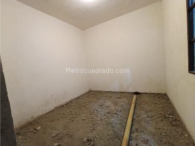 Casa de 5 alcobas en venta en La Mansion, Medellín, 121 m² · foto 6 de 15