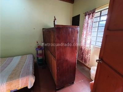 Casa de 5 alcobas en venta en La Mansion, Medellín, 121 m² · foto 9 de 15