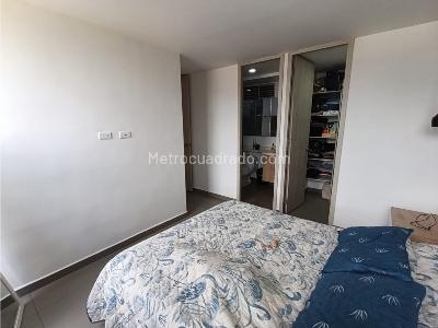 Apartamento de 3 alcobas en venta en Machado, Bello, 79 m² · foto 4 de 16
