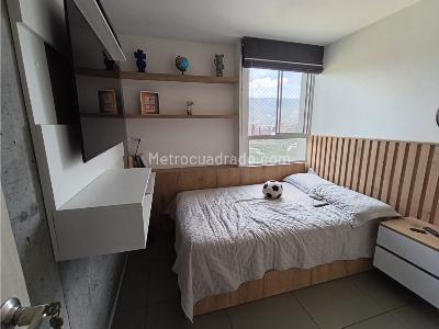 Apartamento de 3 alcobas en venta en Machado, Bello, 79 m² · foto 5 de 16