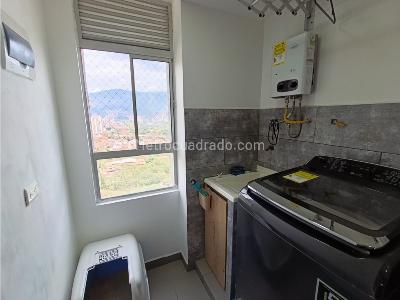 Apartamento de 3 alcobas en venta en Machado, Bello, 79 m² · foto 12 de 16