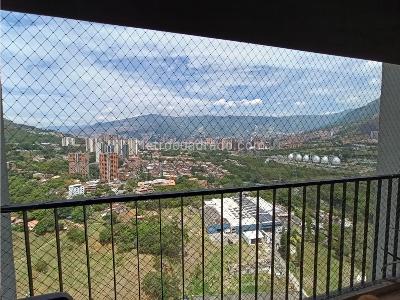 Apartamento de 3 alcobas en venta en Machado, Bello, 79 m² · foto 13 de 16