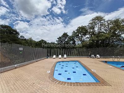 Apartamento de 3 alcobas en venta en Machado, Bello, 79 m² · foto 14 de 16