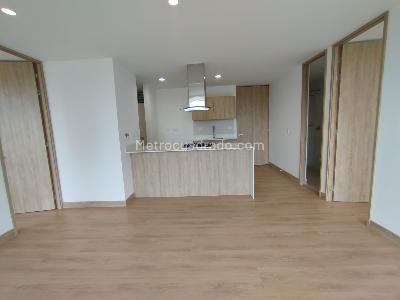 Apartamento de 2 alcobas en arriendo en El Porvenir Rio Negro, Rionegro, 74 m² · foto 4 de 15