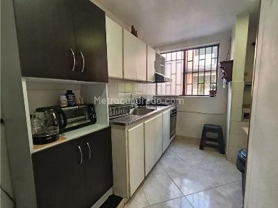 Apartamento de 3 alcobas en venta en Estadio, Medellín, 78 m² · foto 5 de 17