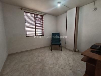 Apartamento de 3 alcobas en venta en Estadio, Medellín, 78 m² · foto 9 de 17