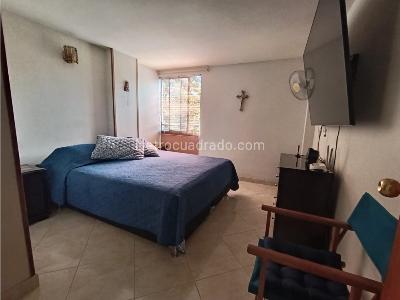 Apartamento de 3 alcobas en venta en Estadio, Medellín, 78 m² · foto 10 de 17