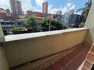 Apartamento de 3 alcobas en venta en Estadio, Medellín, 78 m² · foto 13 de 17