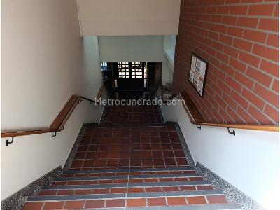 Apartamento de 3 alcobas en venta en Estadio, Medellín, 78 m² · foto 14 de 17