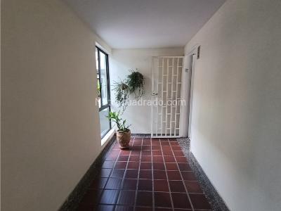 Apartamento de 3 alcobas en venta en Estadio, Medellín, 78 m² · foto 15 de 17