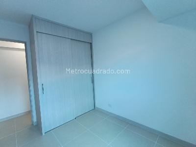 Apartamento de 3 alcobas en arriendo en Vereda Las Lomitas, Sabaneta, 85 m² · foto 2 de 20