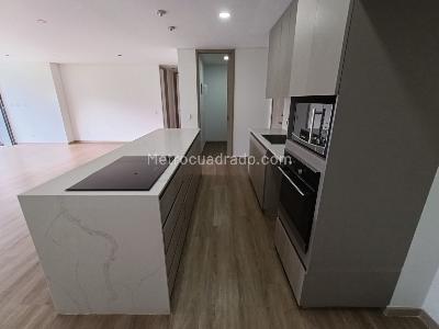 Apartamento de 2 alcobas en arriendo en Sajonia, Rionegro, 118 m² · foto 2 de 17