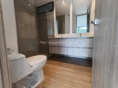 Apartamento de 2 alcobas en arriendo en Sajonia, Rionegro, 118 m² · foto 12 de 17