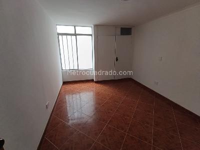 Apartamento de 3 alcobas en arriendo en Laureles Medellin, Medellín, 168 m² · foto 8 de 16