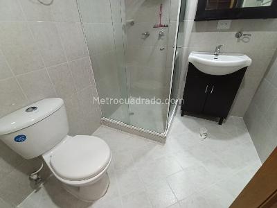 Apartamento de 3 alcobas en arriendo en Laureles Medellin, Medellín, 168 m² · foto 14 de 16