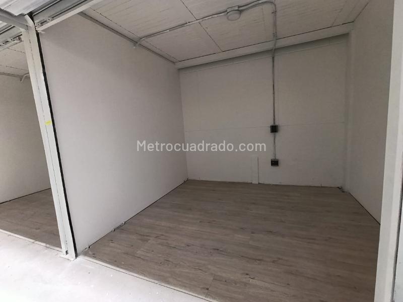 Local Comercial en Arriendo, Parque De Envigado, Envigado - Más