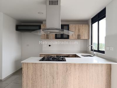 Apartamento de 2 alcobas en arriendo en Rionegro, Rionegro, 73 m² · foto 2 de 13