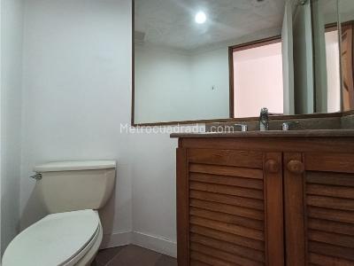 Apartamento en venta en La Aguacatala, Medellín · foto 6 de 10