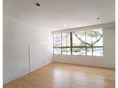 Apartamento en venta en La Aguacatala, Medellín · foto 9 de 10