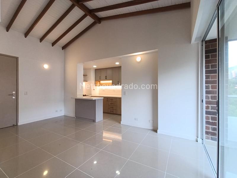 Piso – Envigado, barrio los naranjos, Valle de Aburrá - Vista 3