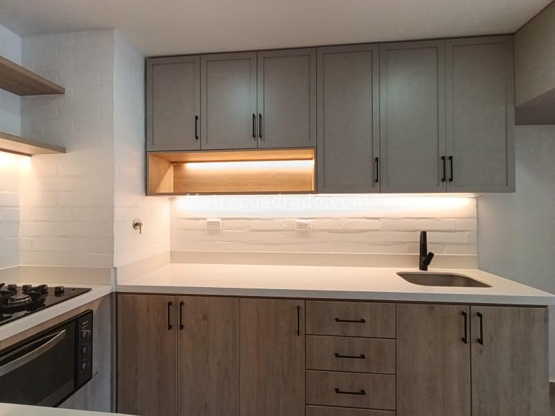Piso – Envigado, barrio los naranjos, Valle de Aburrá - Vista 4